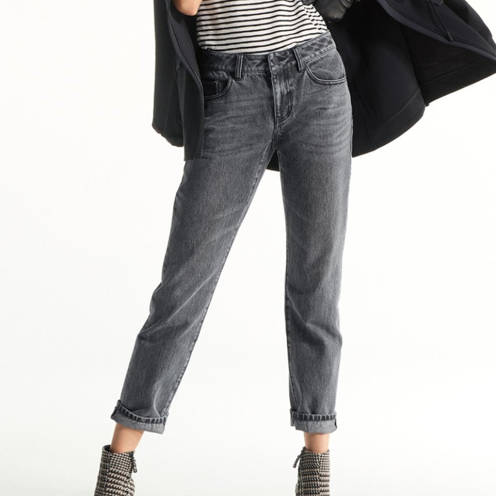 Cabi 100% Boyfriend (Sz 6 but fits like a 8/10)